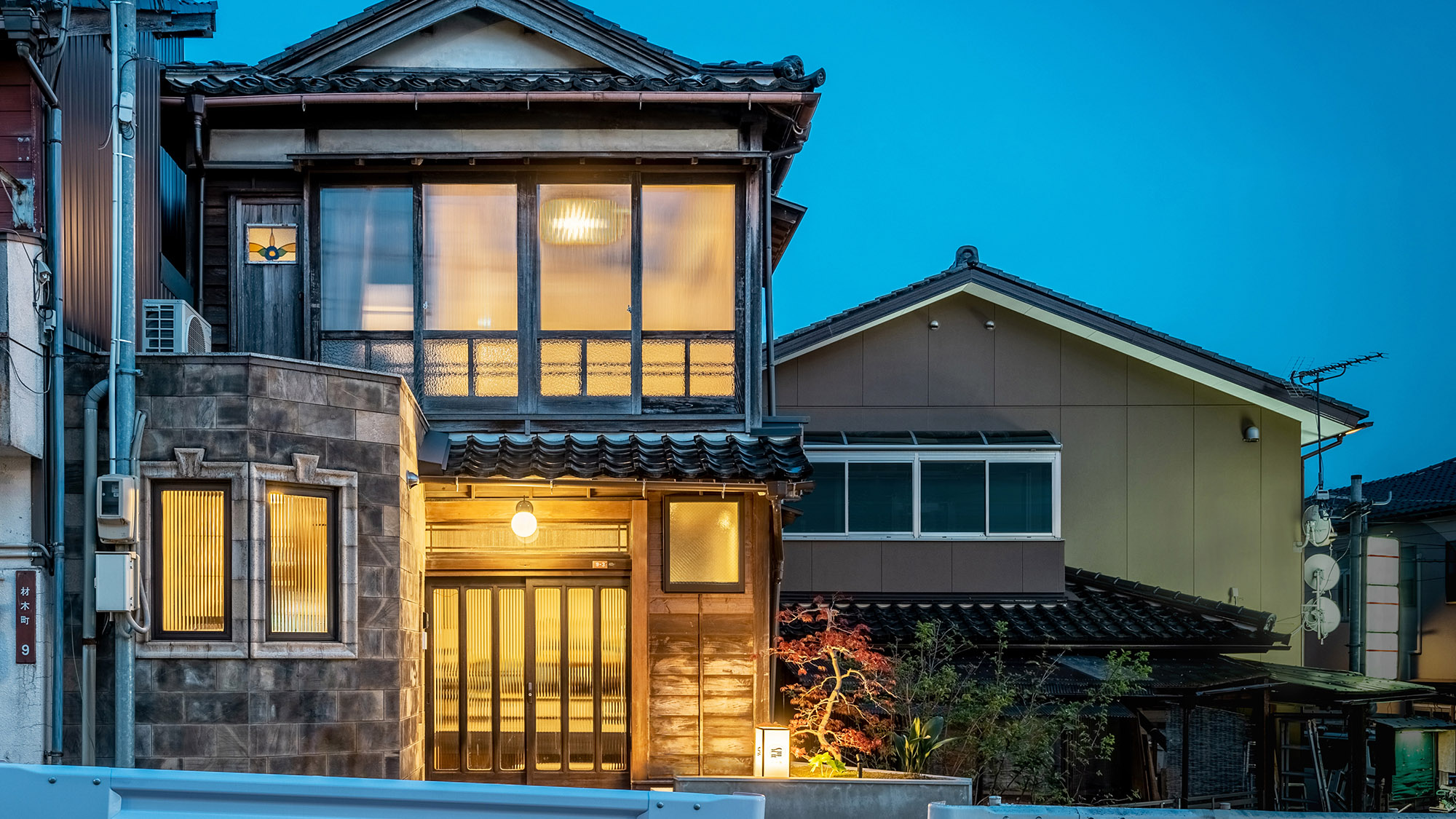 About Amazing Realty Horiike-pink-store-for-rent-in-suma-ward-kobe-4-scaled 2
