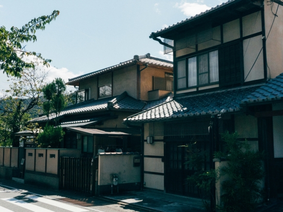 Moving to Japan - Amzing Realty - Photo by James Butterly on Unsplash