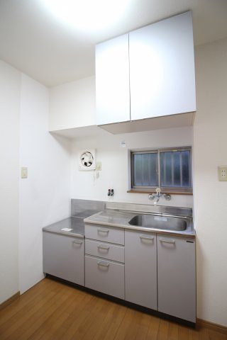 Apartamento en Alquiler en Kobe – Barrio de Nada, Cerca de la Estación Ojikoen